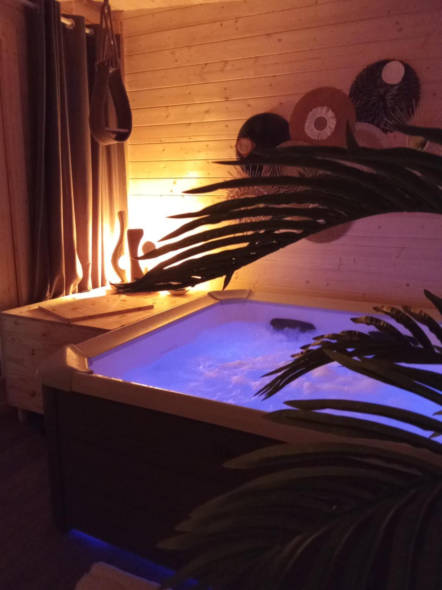 Lapausedegout Piscine Chambres Climatisees Jacuzzi Terrasse Lachapelle-Auzac Exteriér fotografie